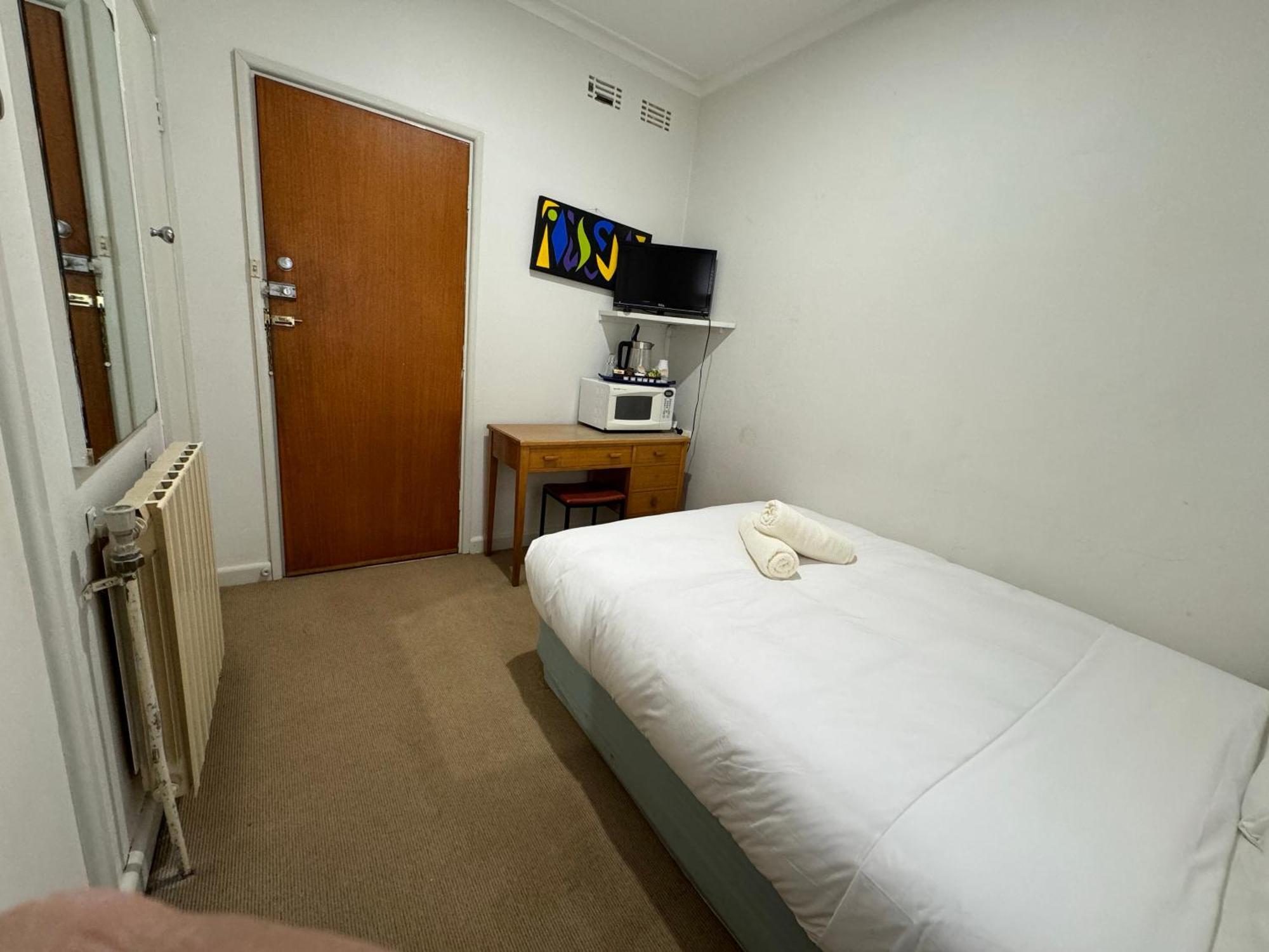 Bunkhouse Motel Кума Экстерьер фото
